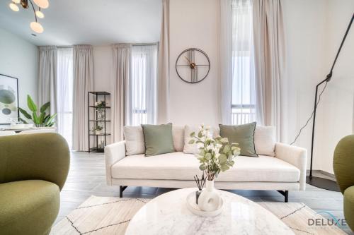 Peaceful 2BR with Assistant Room at Mesk 1 Midtown Dubai Production City by Deluxe Holiday Homes