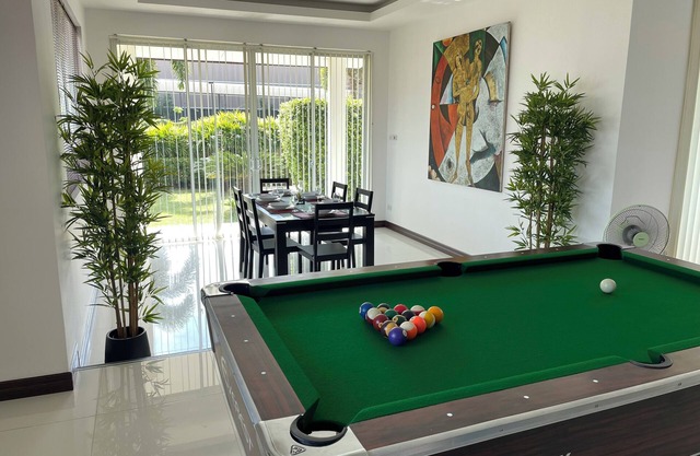 Peaceful 3BR Villa Near Golf & Beach - Jacuzzi, BBQ & Pool Table