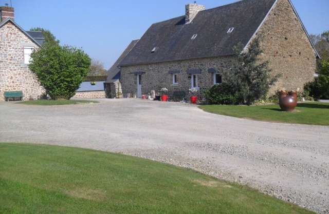 Peaceful countryside, 7 km from Mont Saint Michel