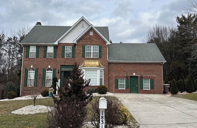 Peaceful Getaway Minutes from PTI Airport