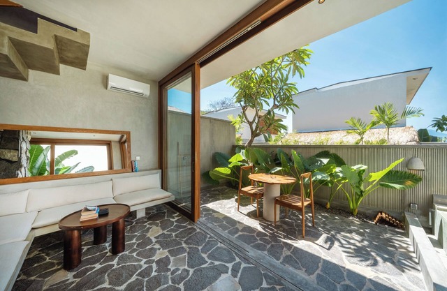Peaceful one-bedroom villa with private pool, ocean view, and quiet surroundings.