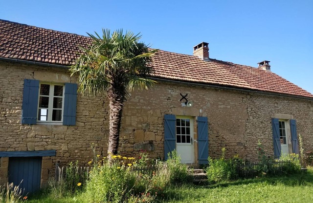 Peaceful Retreat at Gîte La Bessede - In the Heart of the Dordogne