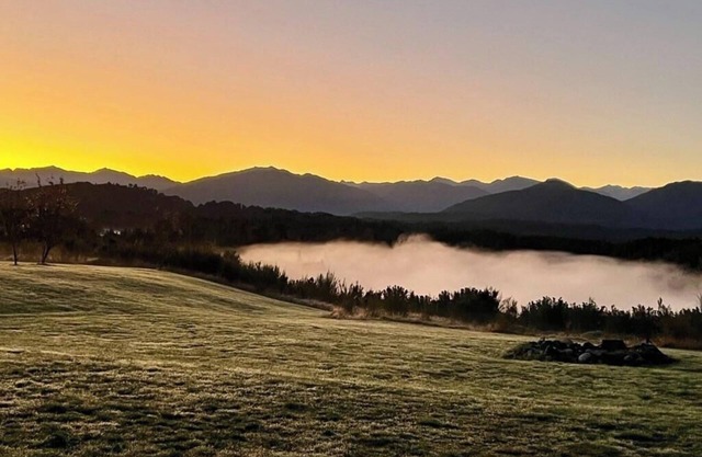 Peaceful Retreat on the outskirts of Hokitika