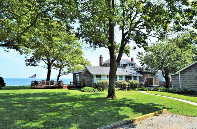 Peconic Bay Private Beachfront Escape