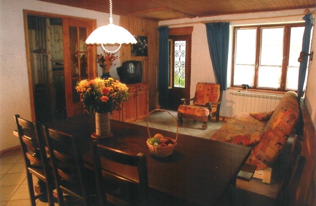PEISEY-VALLANDRY- DRC in village house, close to the ski lift