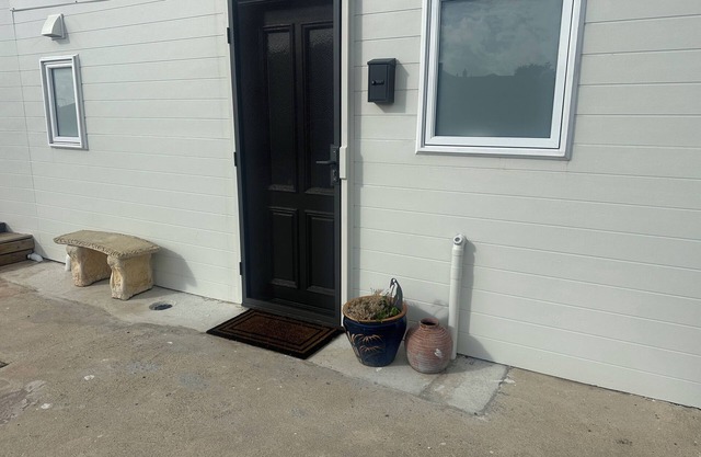 Penguin Paradise Studio Guesthouse