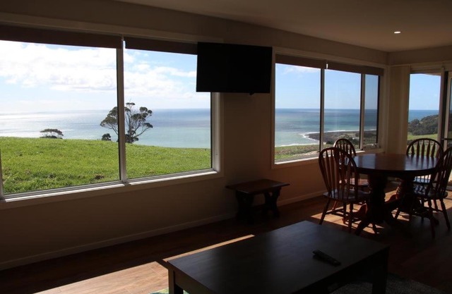 Penguin Seaside Farm