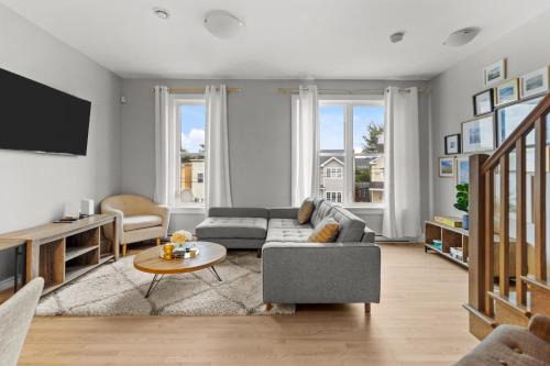 Pennywell Prestige 3 Bed 15 Bath Garage