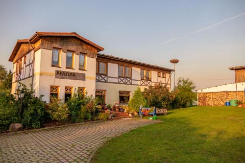 Pension Moritz unterm Storchennest -16303 Schwedt,Schwedter Allee1
