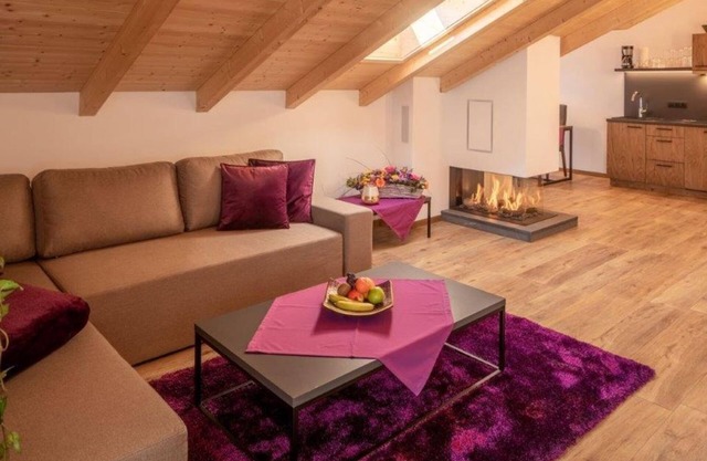 Penthouse, ÜB4-6, B.9 9PH - For Moments