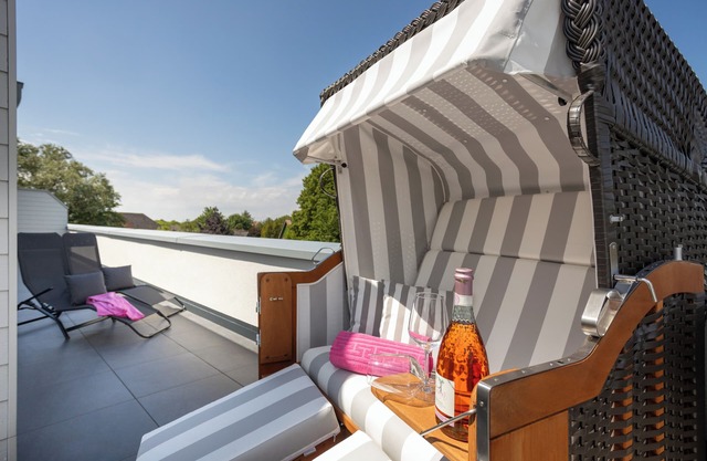 Penthouse 18 - Enjoy the view. Modern. Balcony. Comfort.