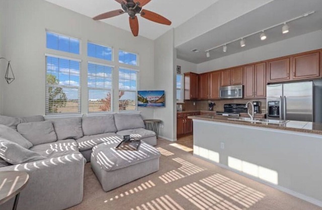 Penthouse Comfort in Dove Valley!