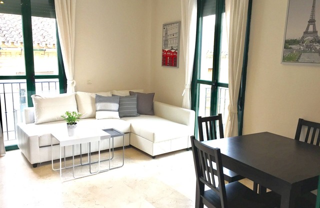 Penthouse. Tow bedrooms. Parking free