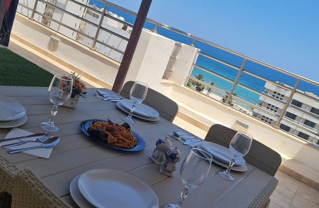 Penthouse with terrace overlooking the sea on the Corniche of Sousse