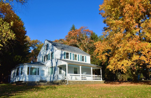 Peoples favorite! Perfect for golf or family outings, Mountain sunsets-Sleeps 13