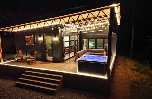 Pepper Jack Shack: Your Cozy Mountain Retreat