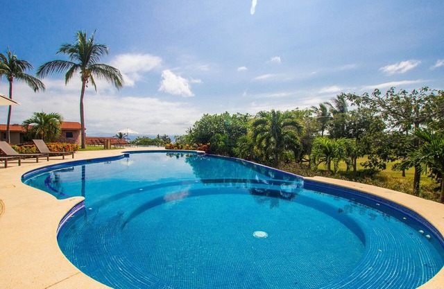 Perfect 4 Bedroom Condo