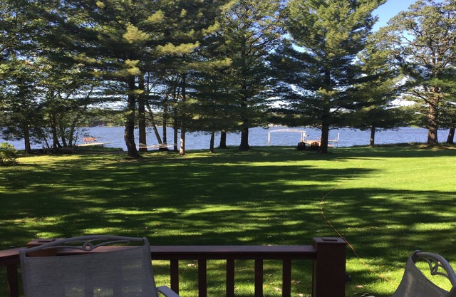 Perfect Brainerd Cottage on Upper South Long Lake for friends and family.