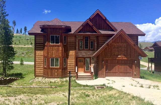 Perfect Mountain Cabin For Families And Large Groups, Close To Town And The Lake