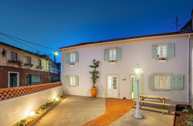 Perfect refuge in the city heart, 2 mins from the river, lakes and green spaces