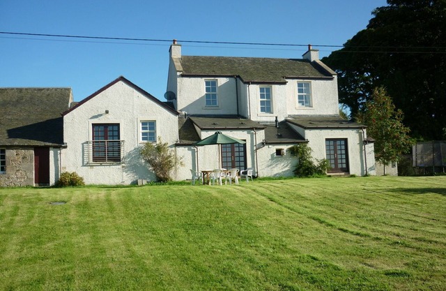Perfectly located for The Pentlands. It also has easy access to the city.