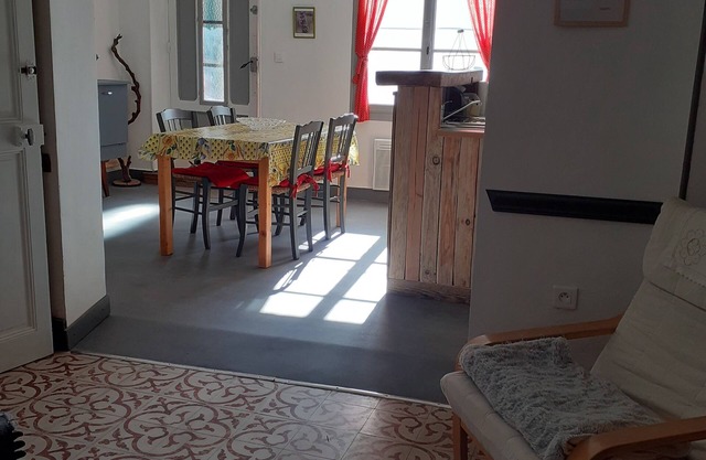 PERNES PROVENCE AUTHENTIQUE