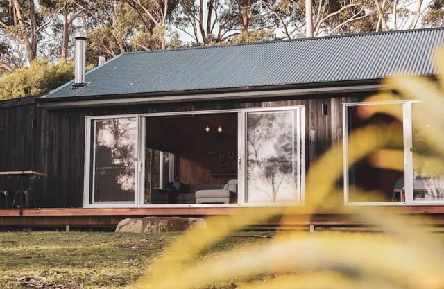 Pet friendly beach/nature re-set for couples