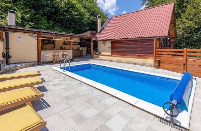 Pet friendly home in Plesce