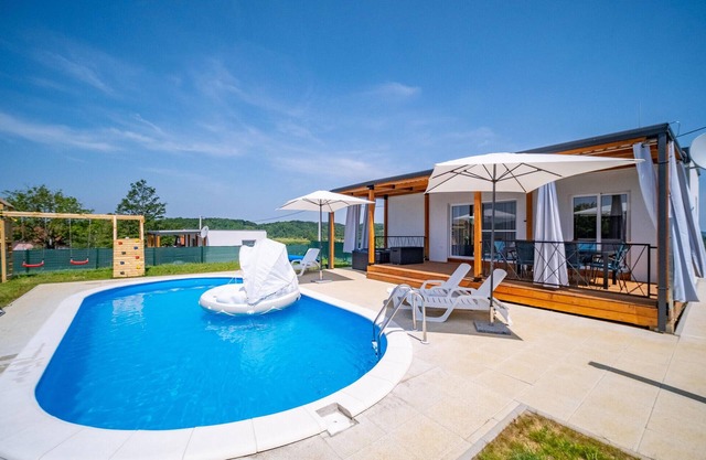 Pet friendly home in Cerovacki Galovici