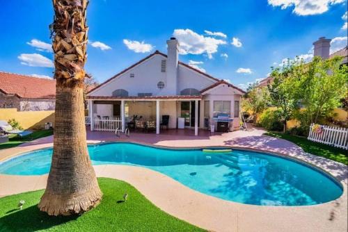 Pet Friendly Rancher with Pool/SW Las Vegas