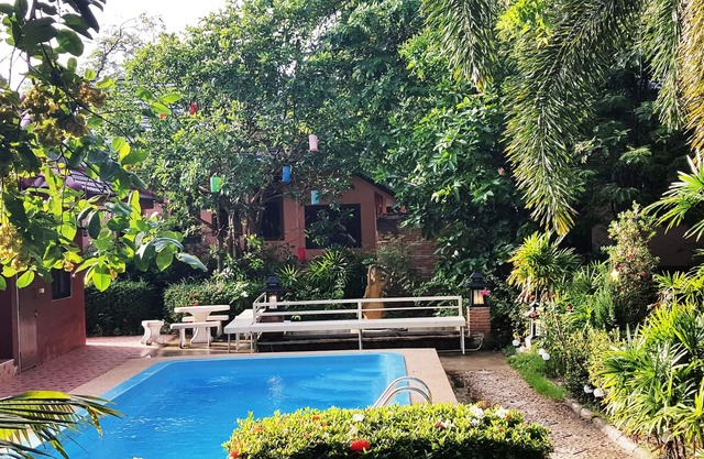 Phalaburi Resort by dreamhouse