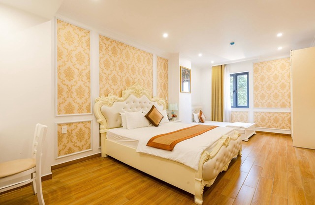 Pho Xanh Luxury Apartment