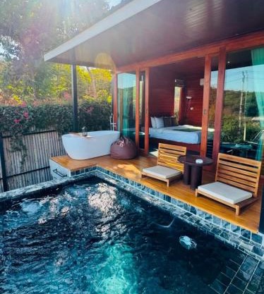 Phuzita Kohlarn-ภูศิตา เกาะล้าน