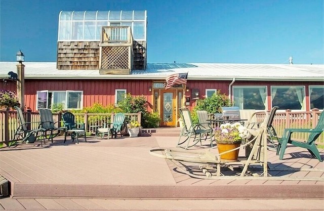 Pioneer Ridge B&B Inn