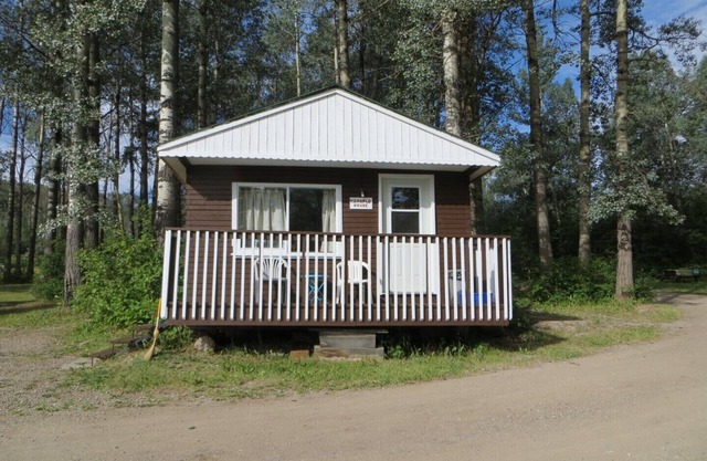 Piper's Glen Resort Cabin