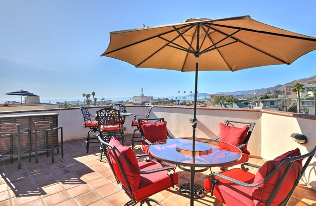 Pismo Awesome Ocean Views - ocean side of Hwy 101