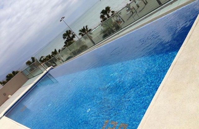 Piso 1a Linea piscina 3D