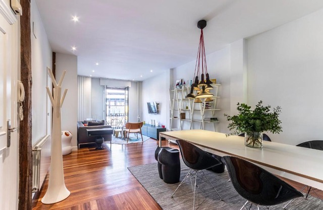 PISO DE DISEÑO JUNTO AL CASCO VIEJO