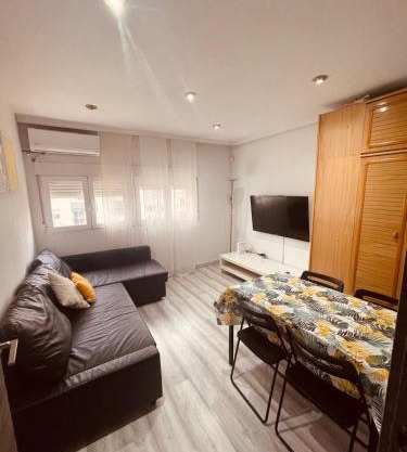 Piso para trabajo en Moncada