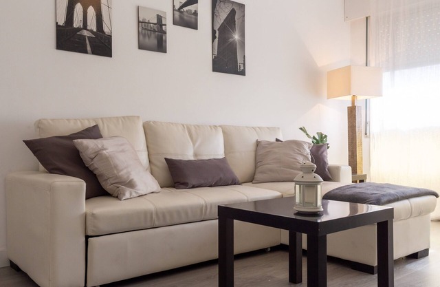 PISO REFORMADO & GARAJE VIGO/COZY FLAT W PARKING