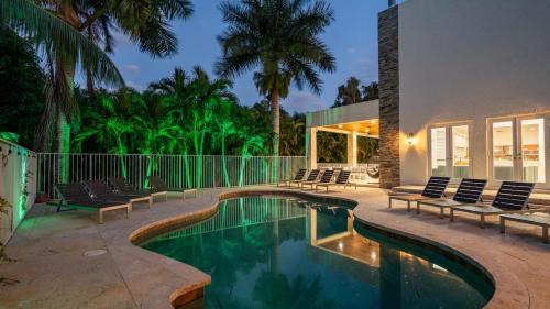 Plantation Luxe Villa 9BR Private Resort