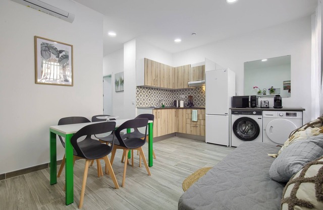 Plaza de Toros de las Ventas, Ifema, Airport