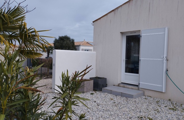 Pleasant studio with private courtyard