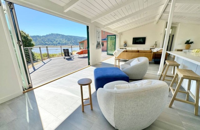 Point of Views - An Absolute Gem!