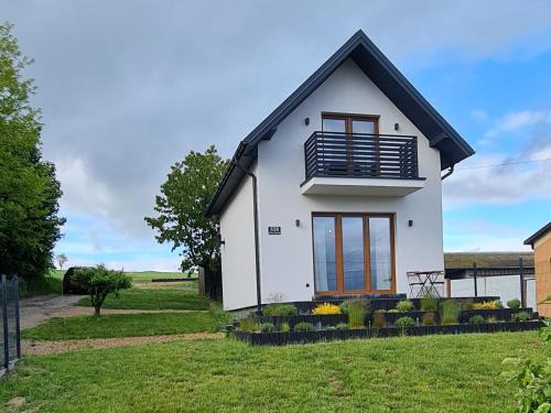 Pole Lawendowe Sielsko - domek na polu