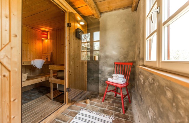 Pommernhaus Charming Josephinenhof Sauna Fireplace Boat - in the nature park