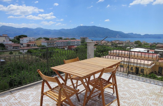 Pompei, Vesuvio and Naples bay view