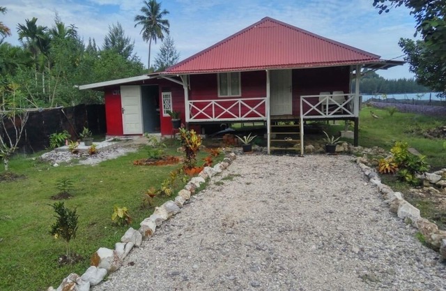 Pondok Oma Surf Simeulue