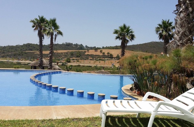 Pool and Mountain View Apartment