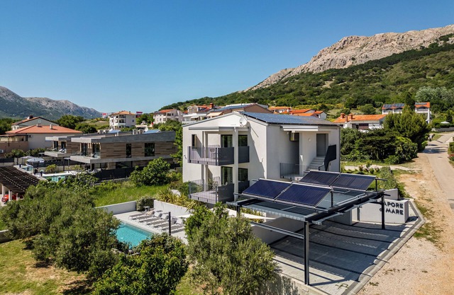 Pool Apartment Sapore Di Mare 2, Baška, Croatia